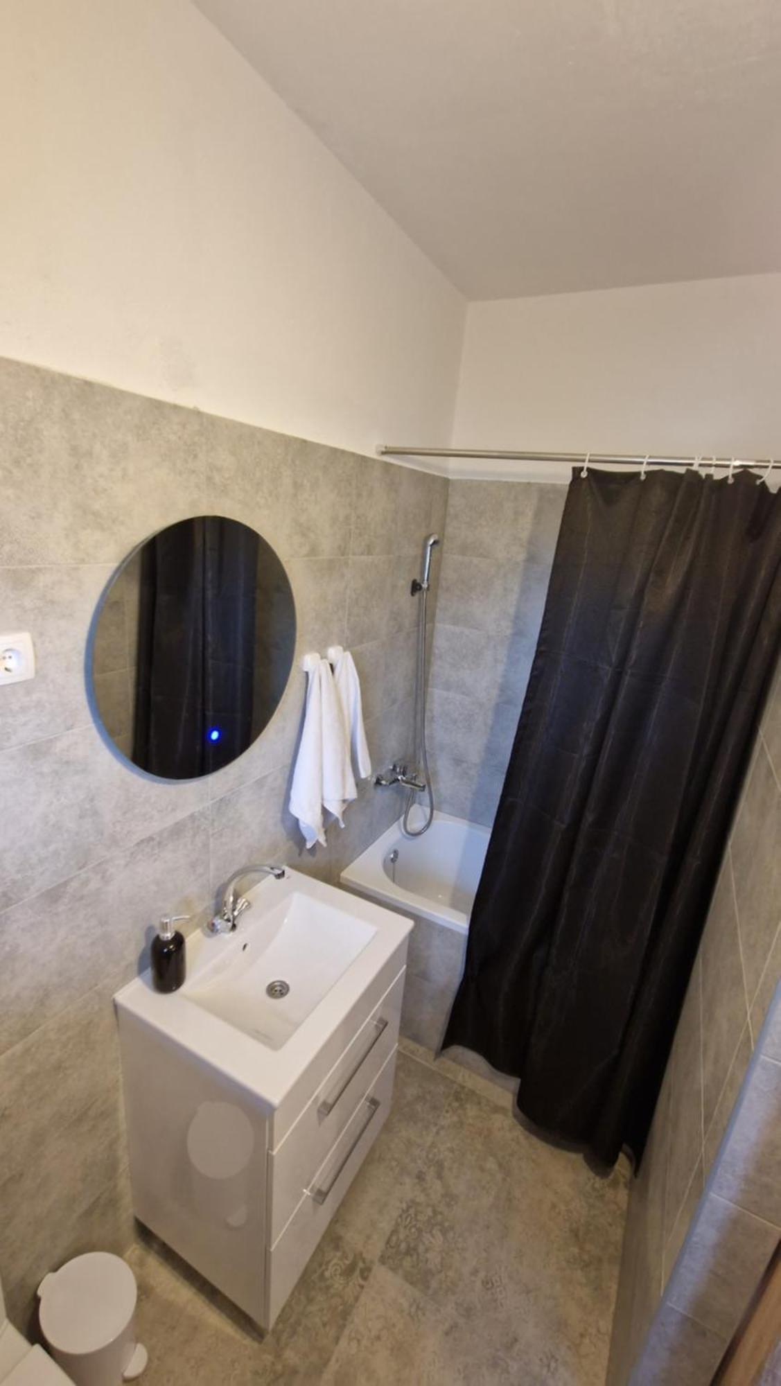 Apartman Dobric Kaštel Štafilić 外观 照片